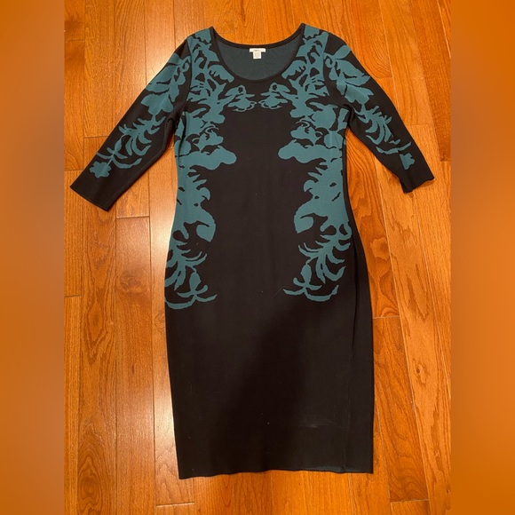 Beautiful Sweater Dress - Picture 3 of 4